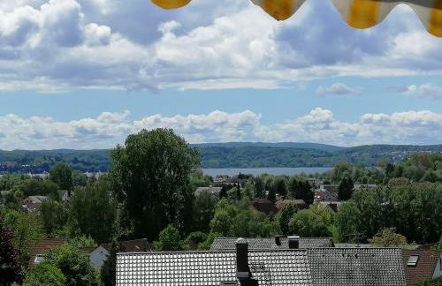 Sonnige Ferienwohnung mit Seeblick - Photo 1
