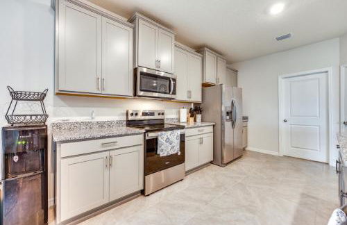 Pet-Friendly Home with Screened Patio in Newberry! - Foto 9