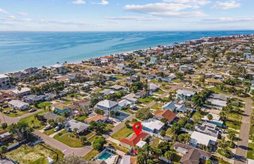 Visit Nonna's Beach Cottage & Enjoy the Sunshine with a Short Walk to the Beach! - Foto 30