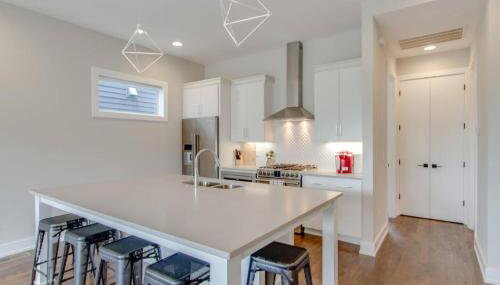 Ultra Large Deck Skyline Views - Photo 3