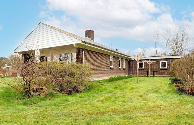 5 Person Holiday Home in Thyholm - Photo 32