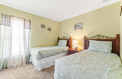 Tropical Oasis on Hypolita - Photo 30