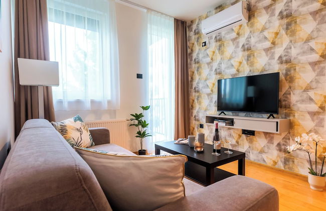 TESLA Residence Subotica - Photo 30