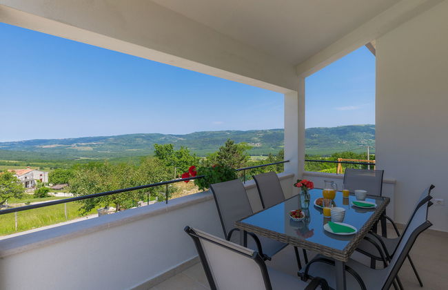 Montebello - Photo 11