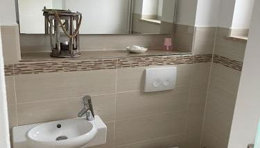 Family House - Photo 5