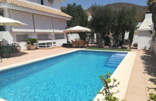 Chalet con dos apartamentos - Foto 10