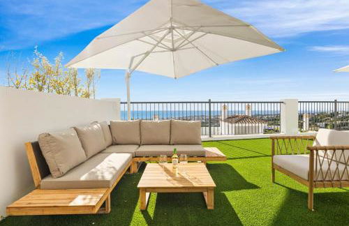 Luxury family apartment with breathtaking views - Photo 1