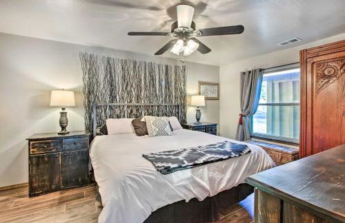 Unique Mtn Getaway with Stunning Outdoor Area! - Foto 14