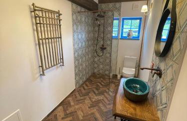 Kaszuby, dom kaszubski nad jeziorem Danielowa Dolina - Foto 35