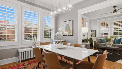 Charming 4BR Bungalow - Steps to Clarendon METRO - Foto 5