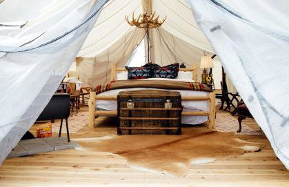 Stylish Camping Tents Set on an Organic Farm in Hudson Valley, New York State - Foto 1