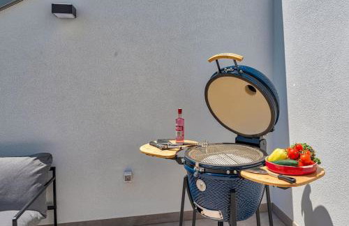 Casa Marta with Pool and Sea View - Photo 18