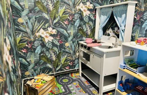 Devon 6-Bed Cottage with Country Views & Parking - Foto 16