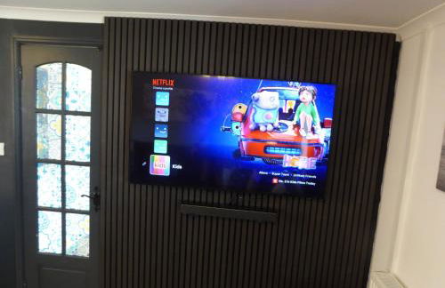 The Shakespeare Lodge - Sleeps up to 12 - 2 HOT TUBS - Foto 36