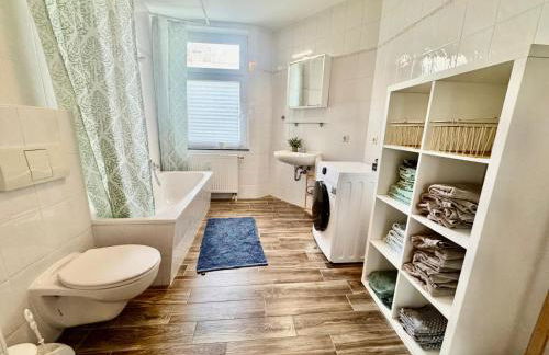 Große Wohnung für Gruppen, zentral gelegen - Foto 8