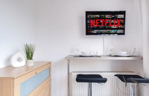 Modern Studio 2C in Longton Near Alton Towers with Wi-Fi and Smart TV - Foto 1