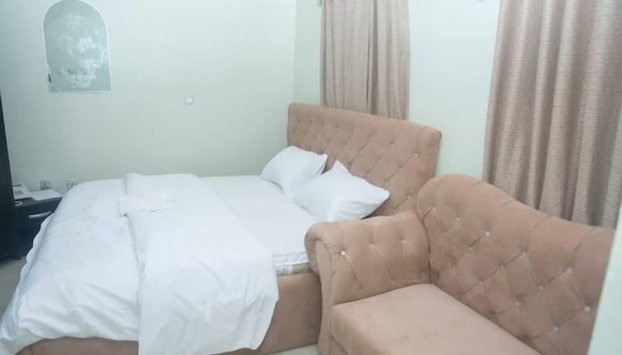 Cologne Residence - Photo 2, Room