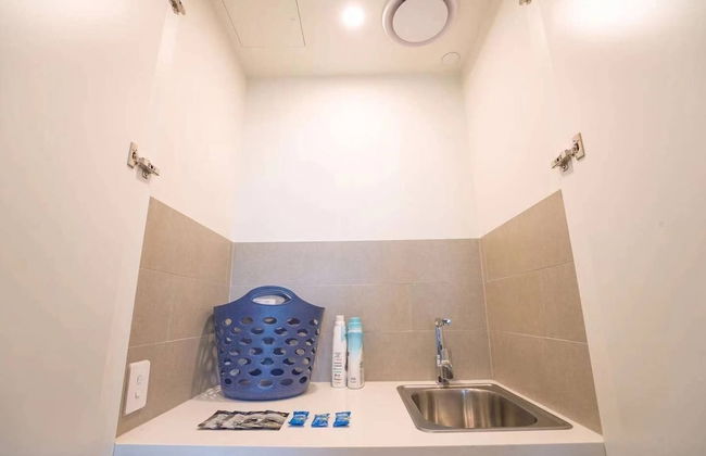 Luxury Skyrise 2bed2bath APT in Olympic Park - Photo 6