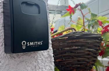 Apothecary Hall - Snowdonia - Photo 28