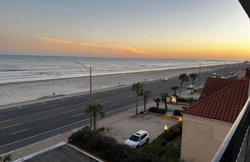 Amazing and Spectacular ocean and beach views in Galveston - Photo 36