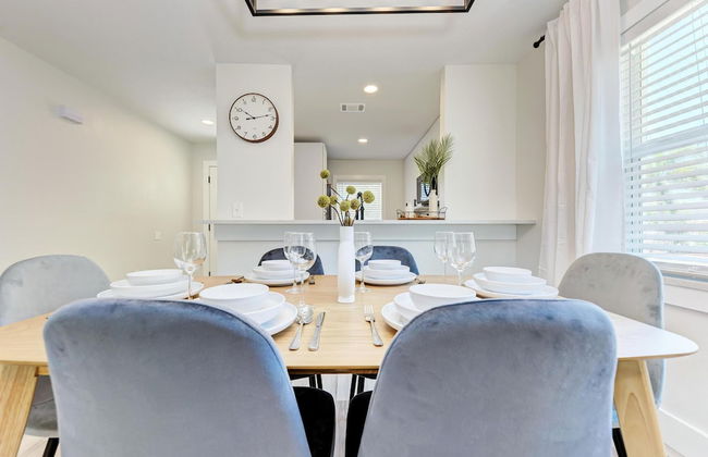 Charming Florida Beach Home w King Bed Patio - Photo 32