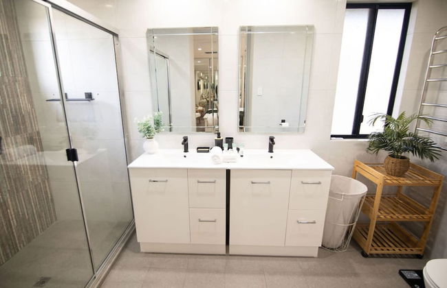 Rosewood Rustic Refuge Pool Outdoor Dining Backyard - Foto 47