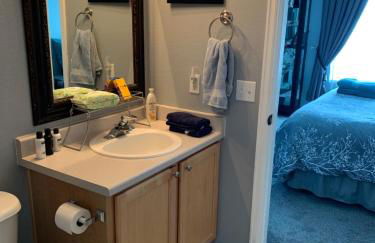 Charming 3 bed 3 bath home, super cozy, close to DIA - Foto 12