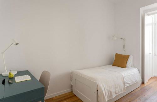 Calçada de Santo Amaro Apartments - Photo 68