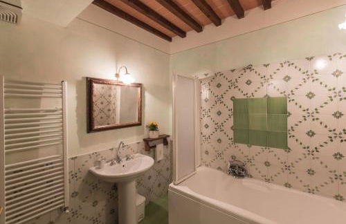 Holiday home features with Italian garden and free Wifi - Foto 32