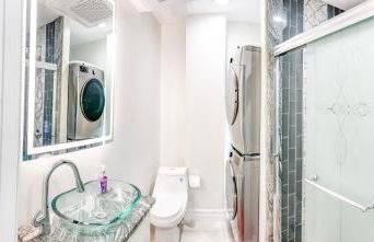 Luxurious room in Fall River Stay - Foto 8