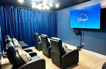 Theater and game rooms 5 bedrooms 2 king size beds TikTok and social media wall - Foto 14