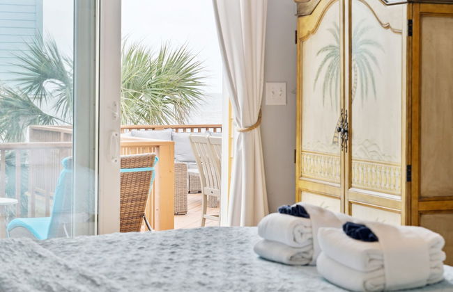 Oceanfront w Pool Panoramic Deck Views 5bdr Folly Ocean Breeze by Avantstay - Foto 23