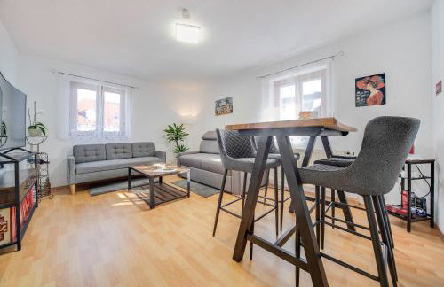 FEWO-LAVEES moderne zentrale FeWo nahe OMV Wacker Kliniken Burg -Eigener Eingang-Schlüsselloser Check in - Foto 18