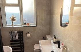 Award winning 2026 Stunning Modern 2 Bedroom Apartment in Mill Hill next to Train Station! - Foto 20