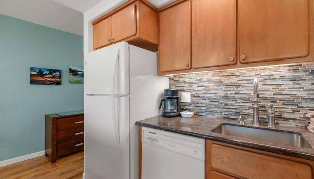 Kihei Surfside, #508 1 Bedroom Condo by RedAwning - Foto 5, Cocina privada