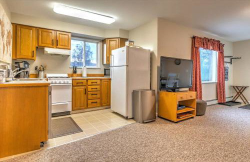 Anchor Town Lodge - Photo 10