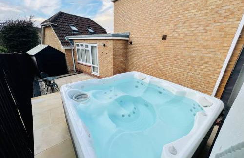 The Bear Loft Plus - Includes Hot Tub & Games Room - Foto 14
