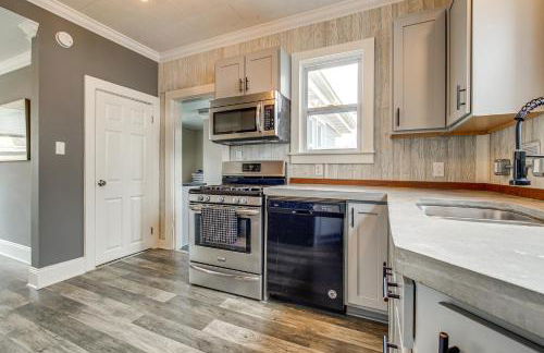 Walk to Dtwn Green Lake Peaceful Getaway with Porch - Foto 9