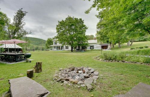 Gorgeous Victorian-Style House with Hilltop Pool! - Photo 39