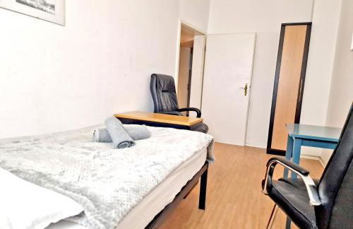 HappySide o Monteure o Zentrumsnah o WLAN o 6 Einzelbetten - Foto 9