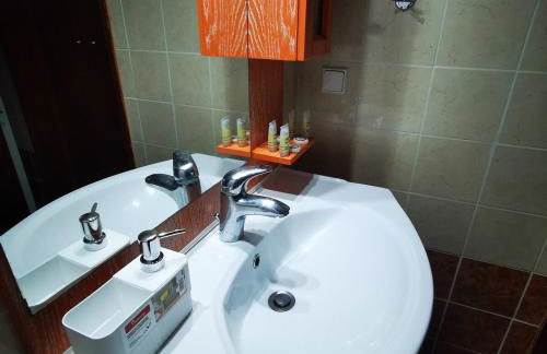 Where time slows 1 Repanidi village - Foto 8