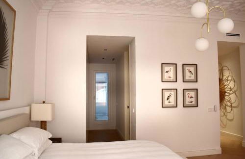 Stylish & Cozy Flat in heart of Eixample, Valencia - Photo 6