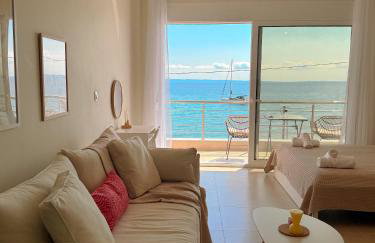 Above The Sea Luxury Apartment - Photo 2