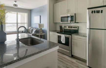 Landing Stylish 1BD Pool Gym - Foto 6