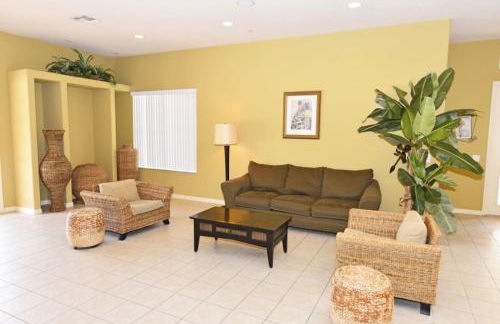 Lakeside 4-bed Pool Home At Villa Sol 4 Bedroom Home by Redawning - Foto 46