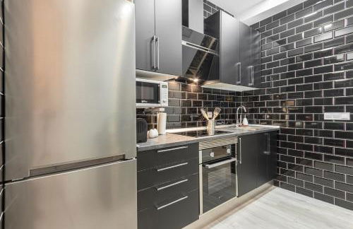 Madrid Río Apartment - Photo 24