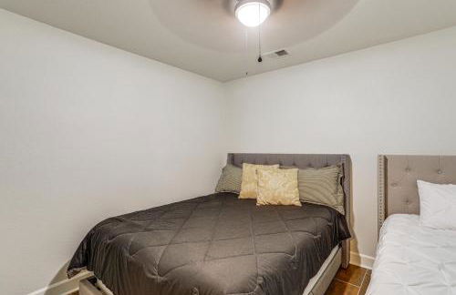 Luxe Home with Panoramic Greers Ferry Lake Views - Photo 23