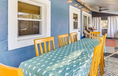 Lakefront Cottage with Dock, Hot Tub and Fire Pit - Foto 25