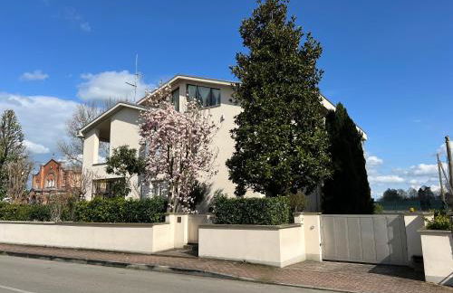 The Beekeeper, country escape & terrace near Parma - Photo 29