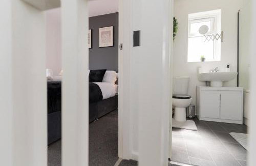 Contractors-Relocation-Free Parking-M5 Junction2 - Foto 4
